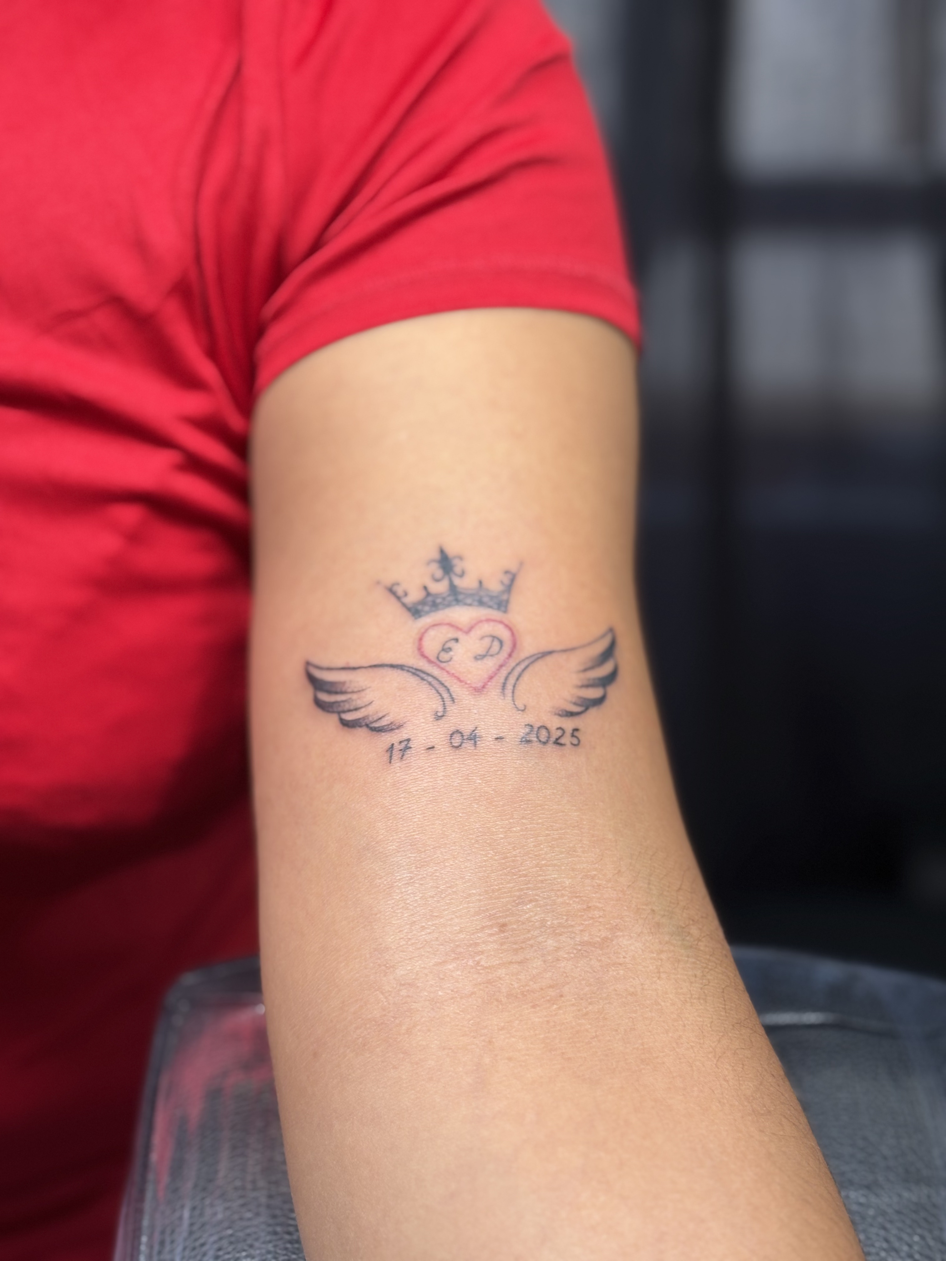 Tatuaje corazón con alas
